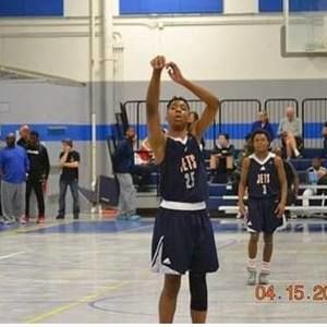 Meet your Posher, Julius